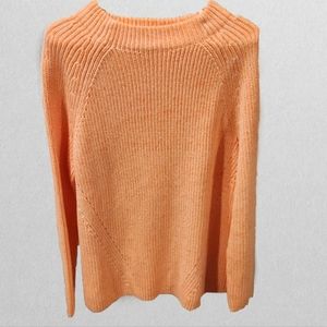 Land's End light orange sweater 🧡